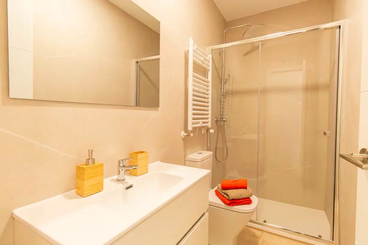 Baño de Piso de alquiler en Madrid con Aire acondicionado, Calefacción y Terraza