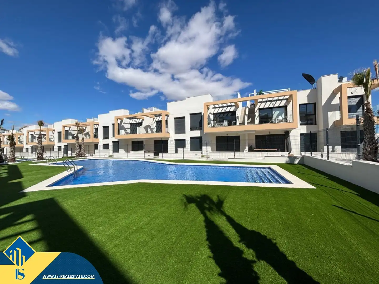 Exterior view of Flat for sale in Orihuela  with Terrace, Furnished and Oven
