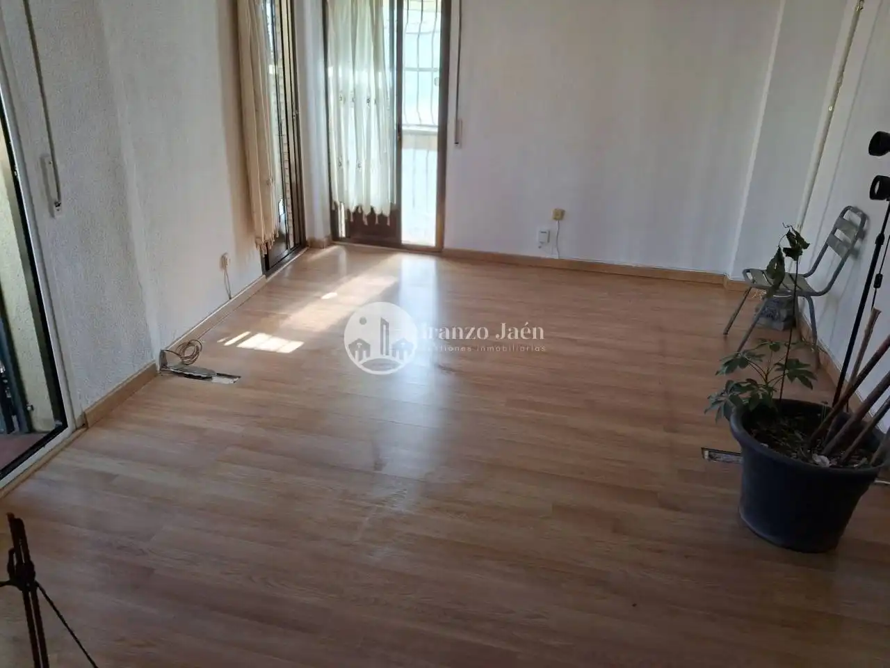 Piso con terraza en venta en Plaza San Bartolomé, imagen 3