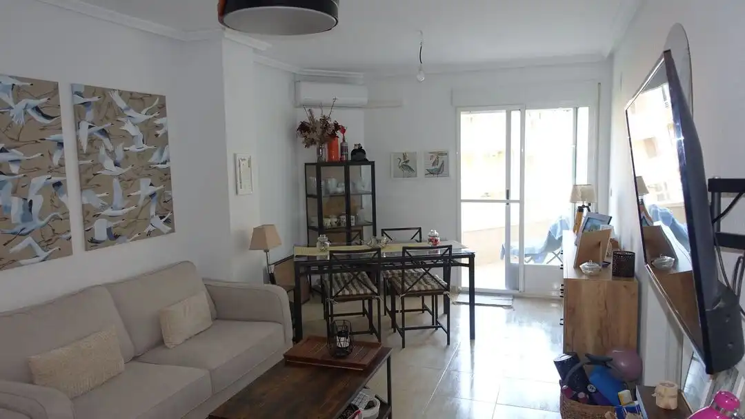 Sala de estar de Piso en venta en Guardamar del Segura con Aire acondicionado, Terraza y Piscina
