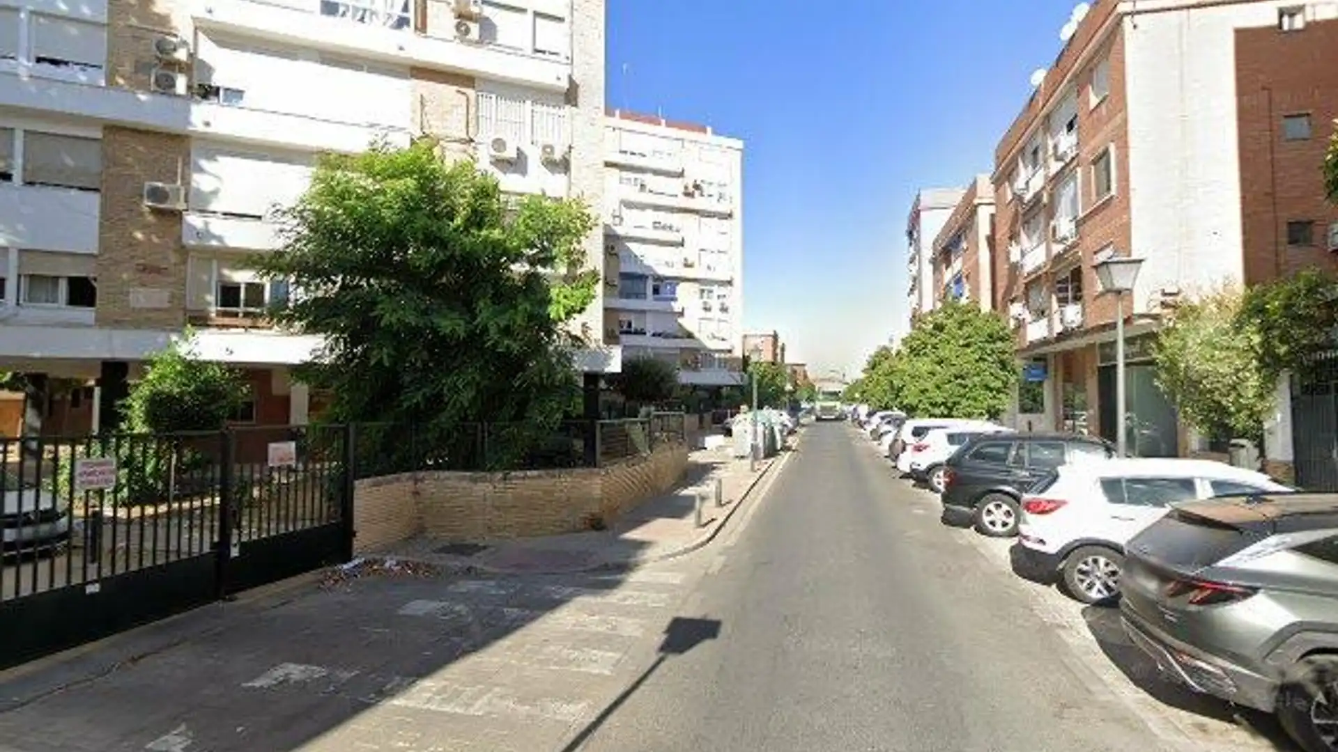 Vista exterior de Pis en venda en  Sevilla Capital