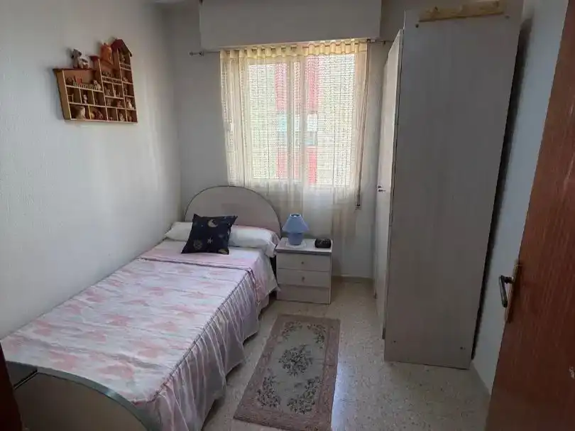 Schlafzimmer von Wohnung zum Verkauf in Toro mit Balkon