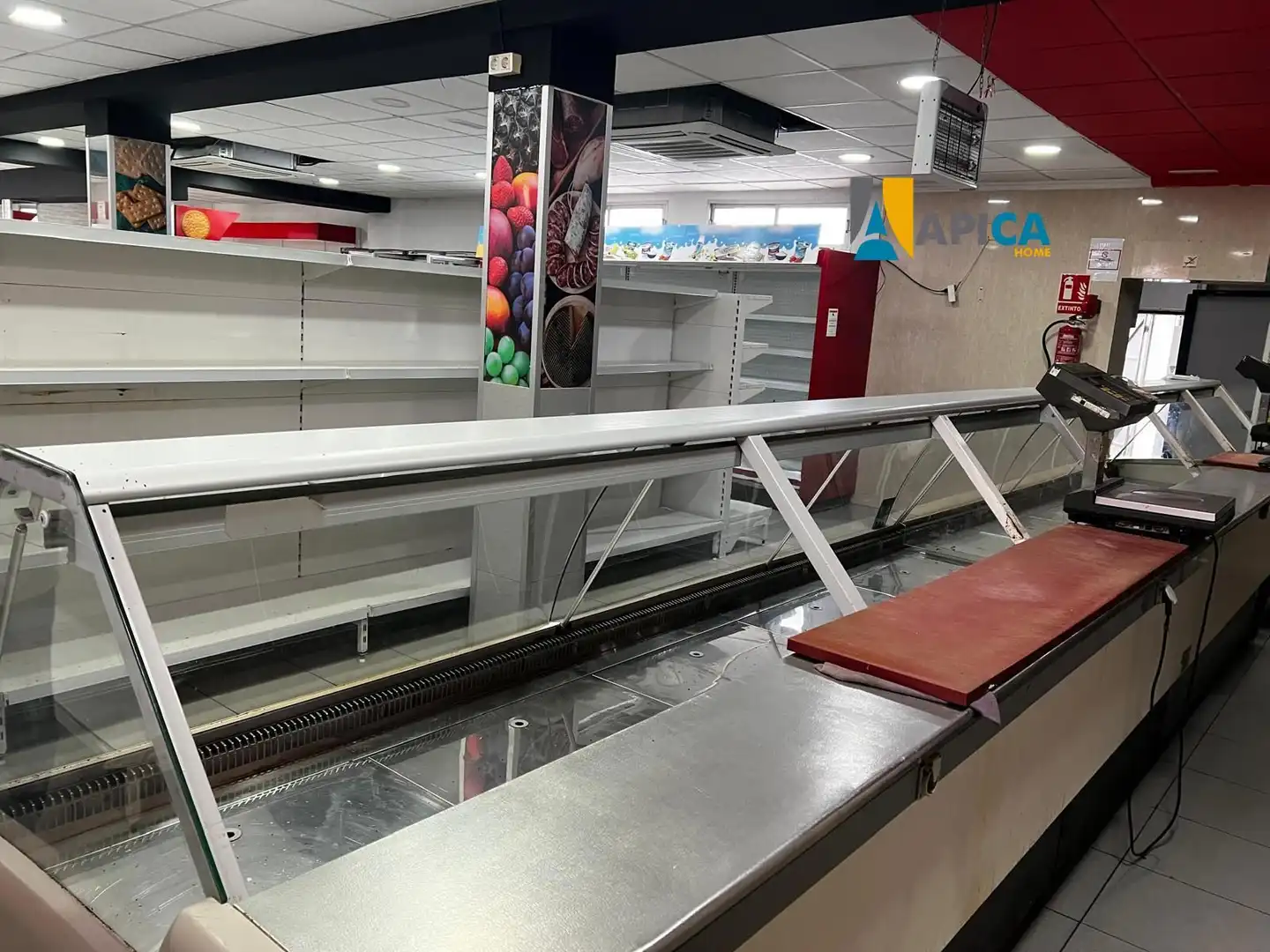 Local comercial en venda a Núcleo urbano, imagen 2