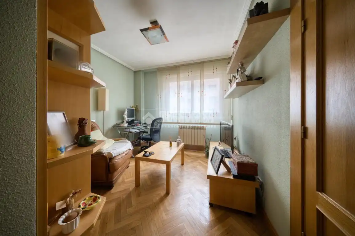 Habitación de Piso en venta en Valladolid con Aire acondicionado y Terraza