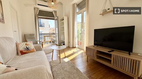 Foto 2 de Habitació a El Botànic, Valencia Capital