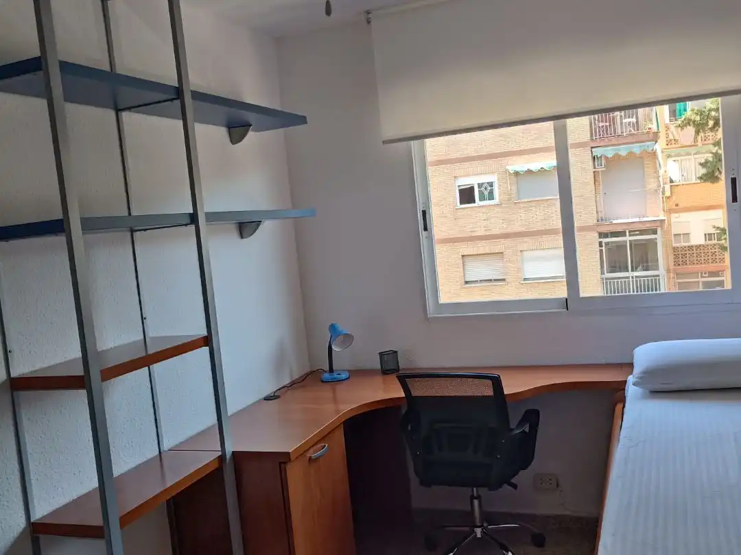 Wohnung zur Miete in  Granada Capital mit Balkon