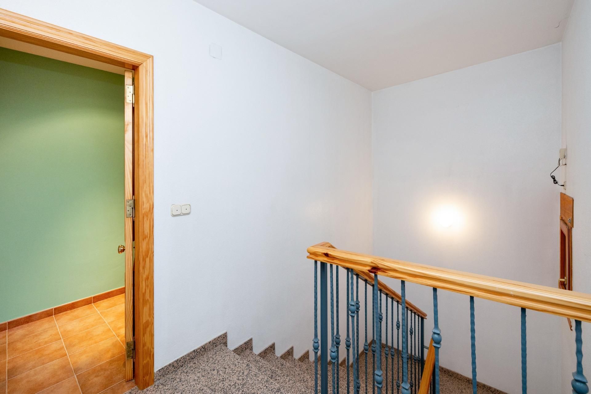 Flat for sale in Zújar  with Storage room and Balcony