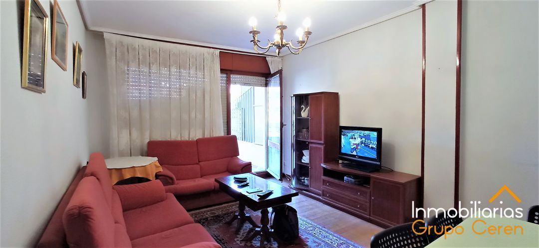 Sala de estar de Apartamento de alquiler en Santo Domingo de la Calzada con Calefacción y Terraza