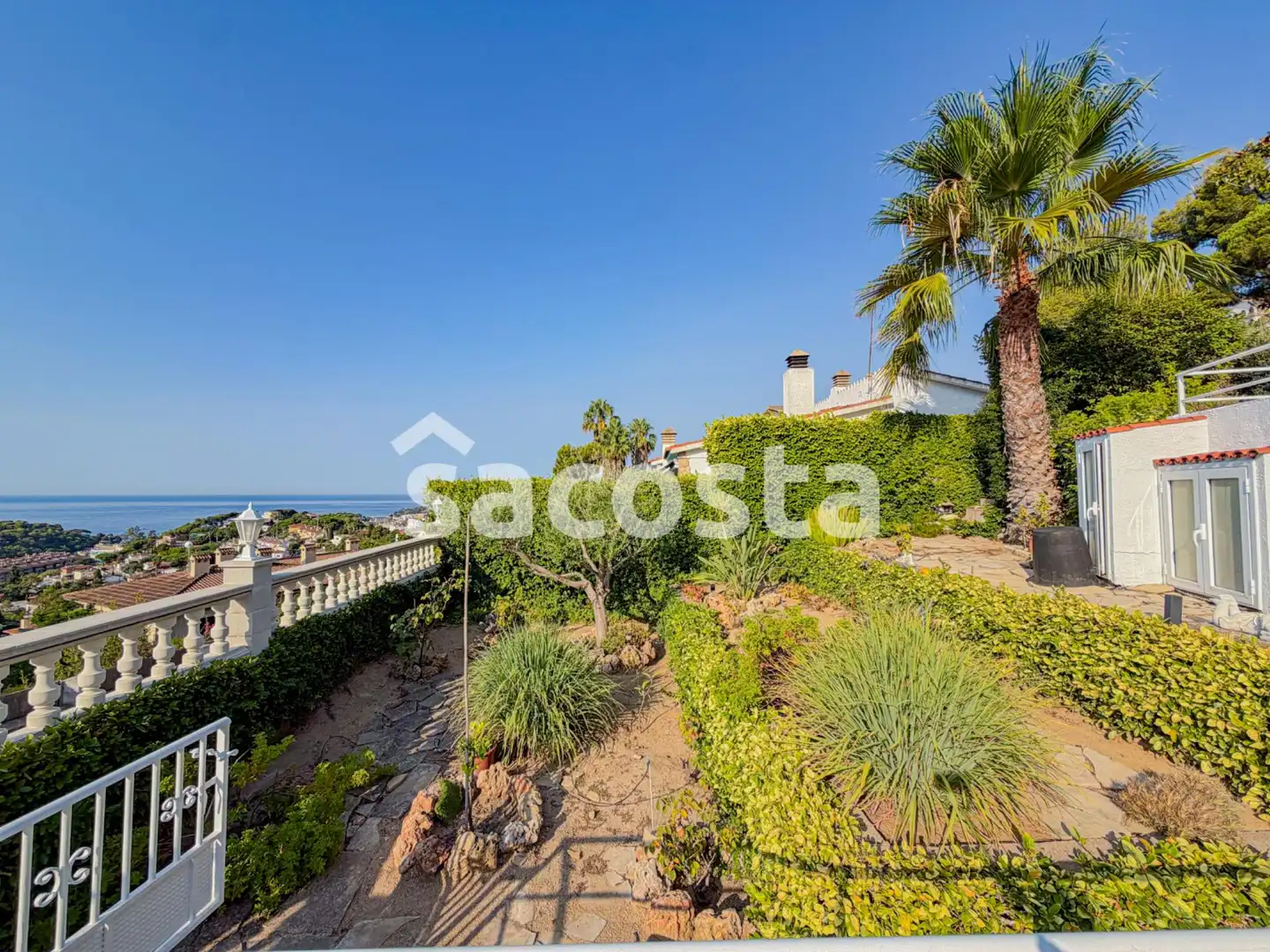 Garten von Haus oder Chalet zum Verkauf in Lloret de Mar mit Klimaanlage, Heizung und Terrasse