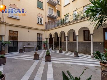 Piso con balcón en venta en Ronda