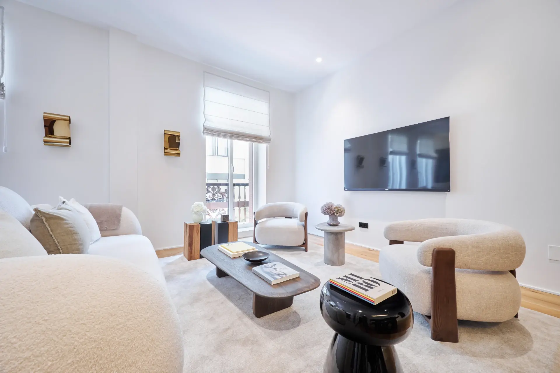 Living room of Flat for sale in  Madrid Capital  with Air Conditioner, Heating and Storage room