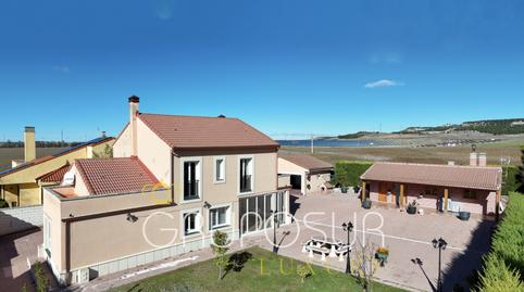 Foto 3 de Casa o xalet en venda a Calle Río Duero, 27, Renedo de Esgueva, Valladolid