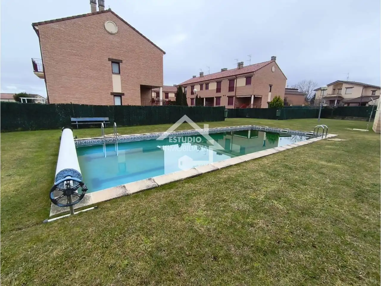 Piscina de Casa o chalet en venta en Canillas de Río Tuerto con Calefacción, Jardín privado y Parquet