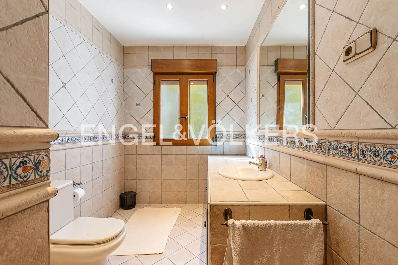 Bathroom of Houses for sale in Becerril de la Sierra  with Heating, Private garden and Terrace