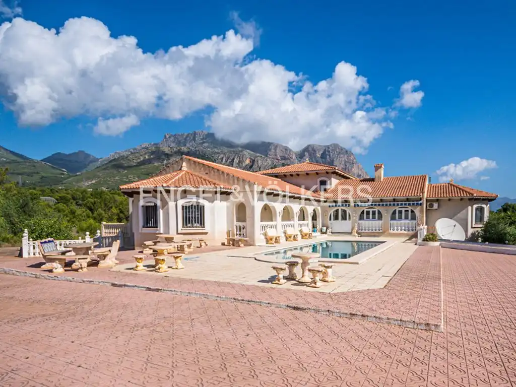 Haus mit Pool zum Verkauf in Montebello - Nou Espai, imagen 2