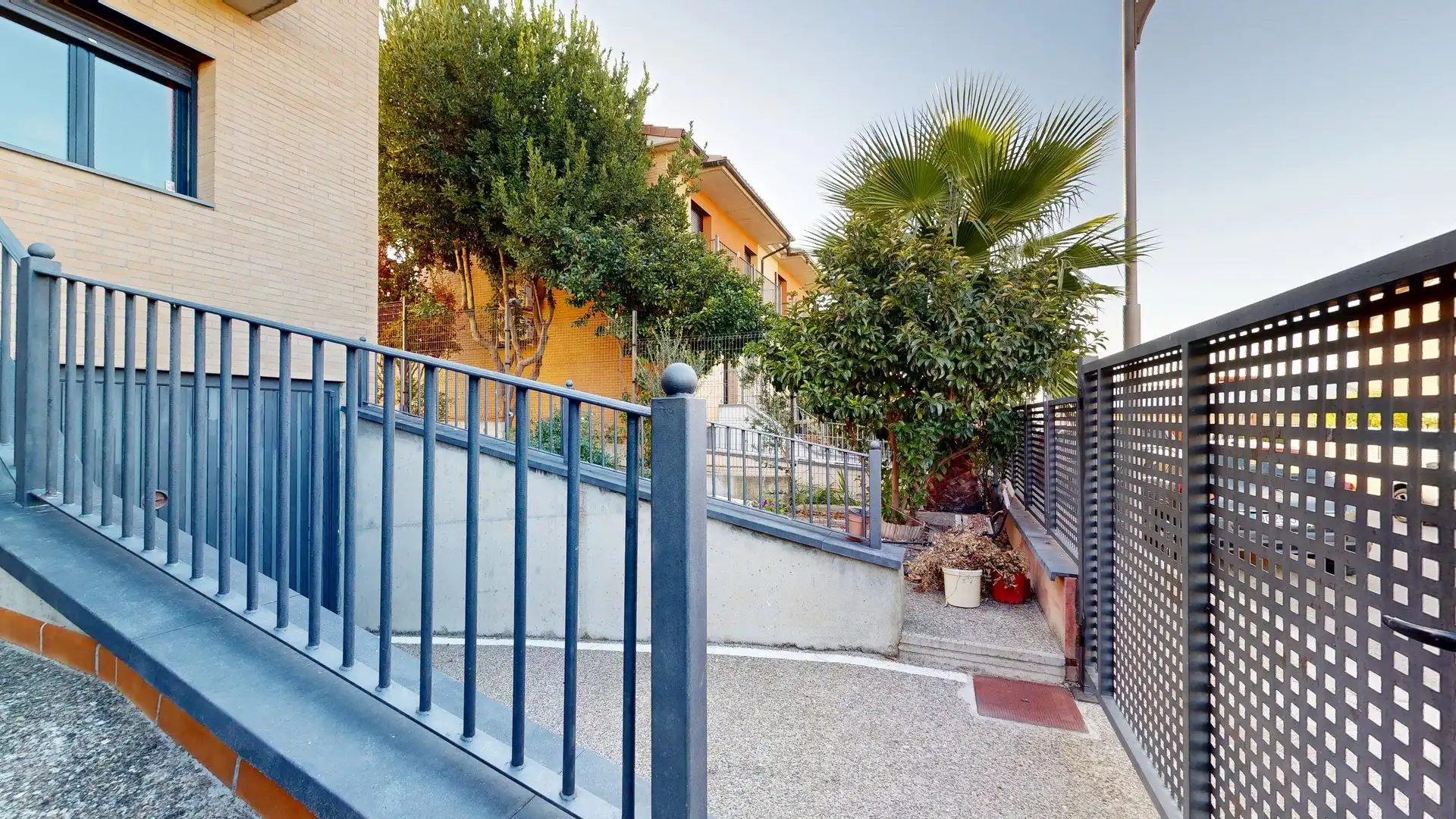Reihenhaus mit Terrasse zum Verkauf in Calle Baltasar Gracián 32, imagen 4