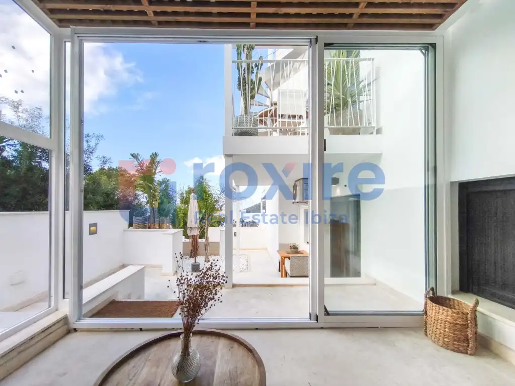 Vista exterior de Estudio en venta en Sant Josep de sa Talaia con Aire acondicionado, Terraza y Piscina