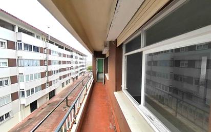 Flat for sale in AV MAR,36 Esc:1 Pl:3 Pt:IZ Fene (A Coruña), Fene