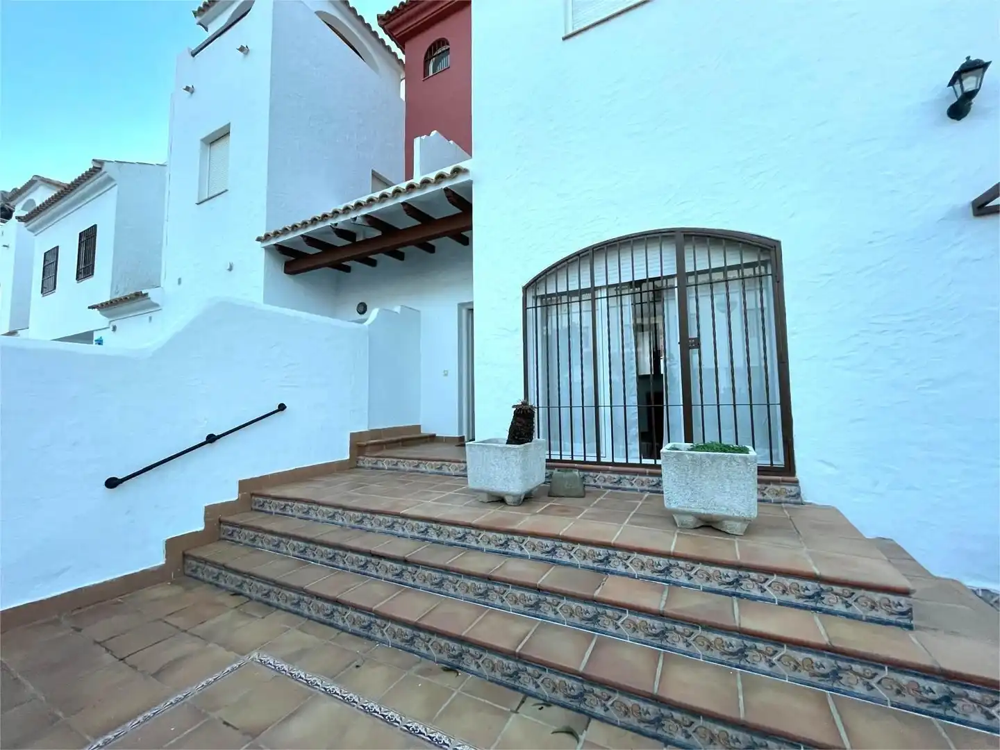 Vista exterior de Casa o chalet de alquiler en El Portil con Piscina comunitaria