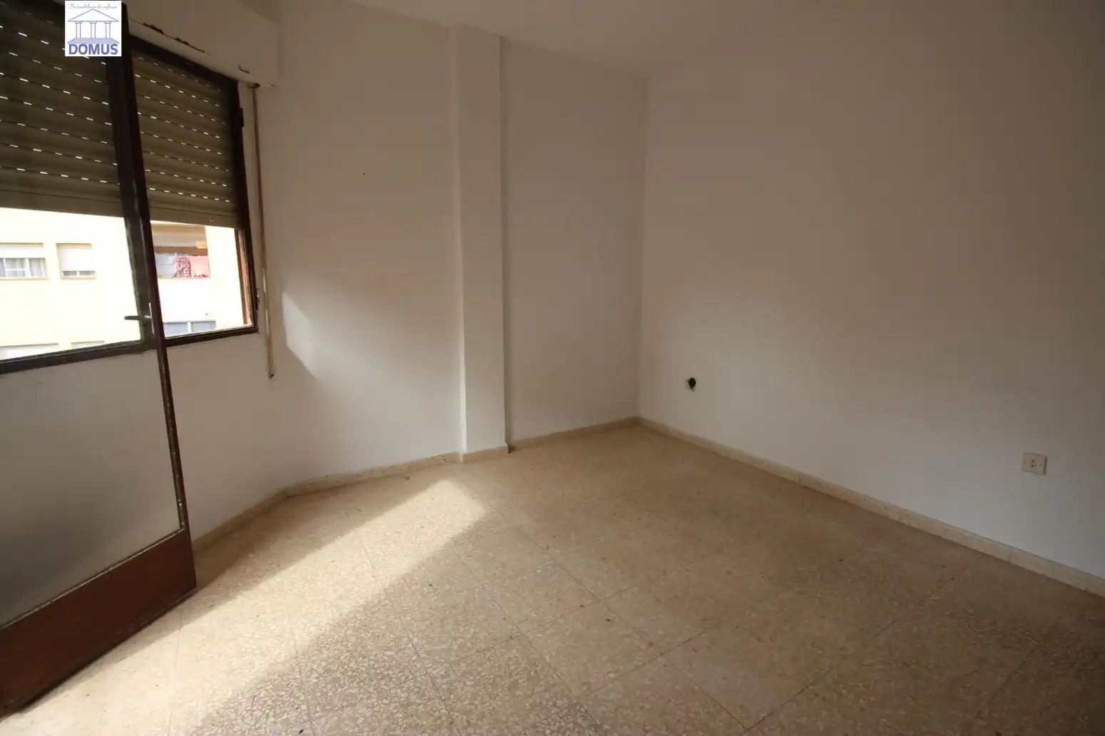 Wohnung zum Verkauf in Montijo mit Parkett, Terrasse und Balkon
