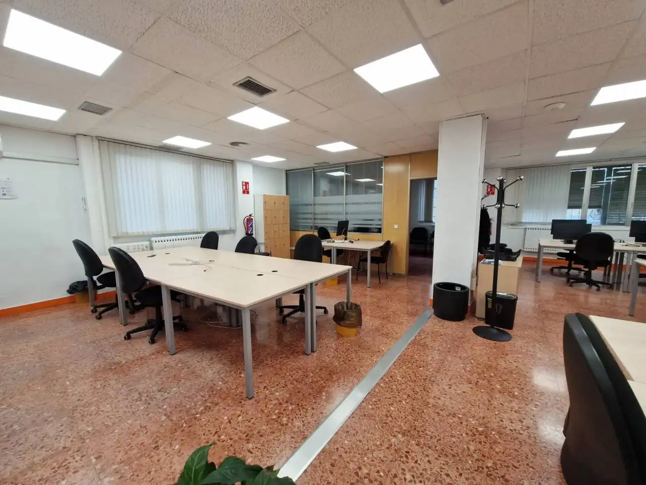 Oficina de alquiler en Bilbao  con Aire acondicionado, Calefacción y Alarma
