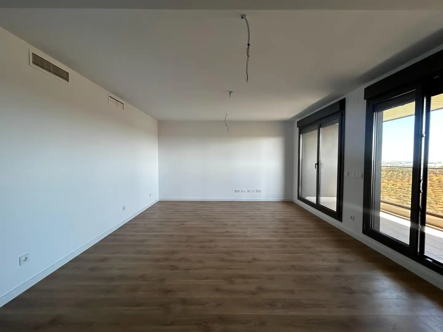 Living room of Attic for sale in Tomares  with Terrace and Community pool
