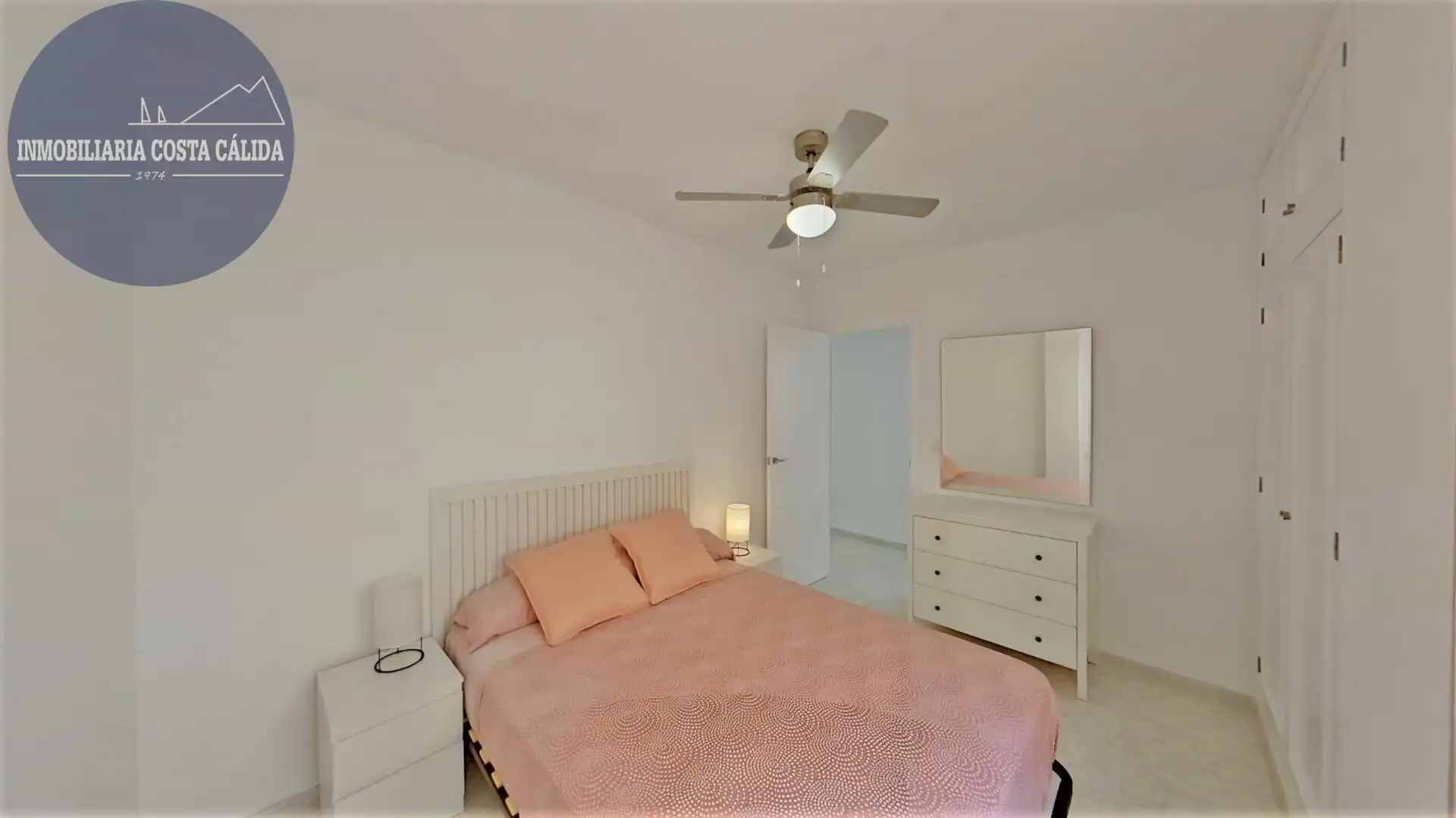 Habitación de Piso en venta en Águilas con Amueblado, Horno y Microondas