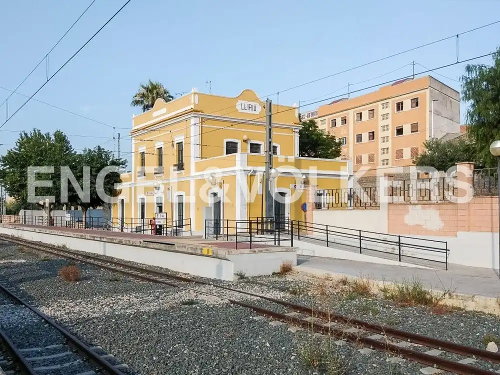 Vista exterior de Garaje en venta en Llíria