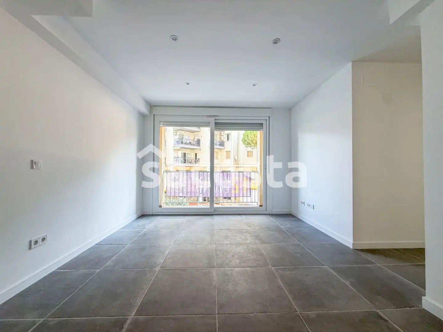 Living room of Flat for sale in Blanes  with Terrace and Community pool