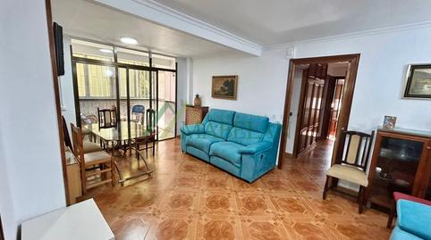 Photo 2 of Flat to rent in Calle de Ricardo Ortiz, Ventas, Madrid