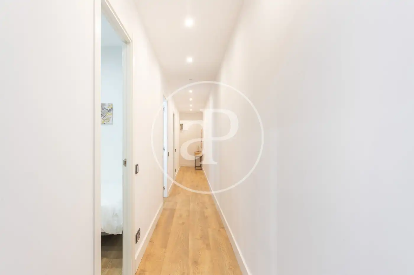 Flat for rent in Carrer de la Marina, Fort Pienc