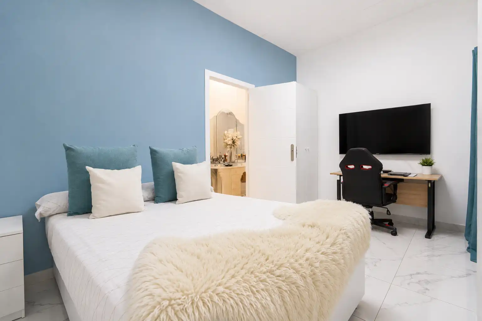 Habitación de Casa adosada en venta en Vila-seca con Aire acondicionado, Jardín privado y Terraza