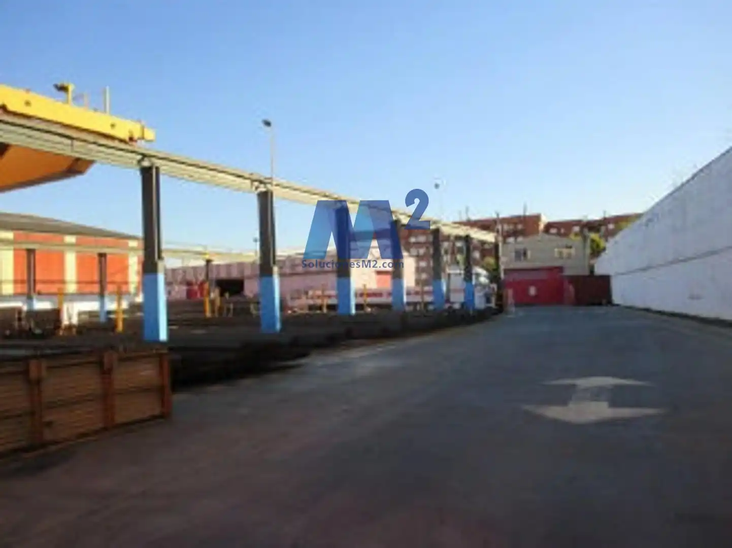 Parkplatz von Fabrikhallen zur Miete in Getafe