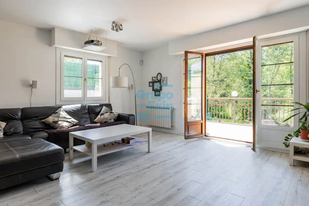Living room of Detached homes for sale in Irun   with Heating