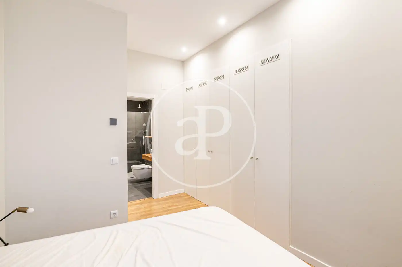 Piso con terraza en alquiler en Carrer de la Palla, imagen 9