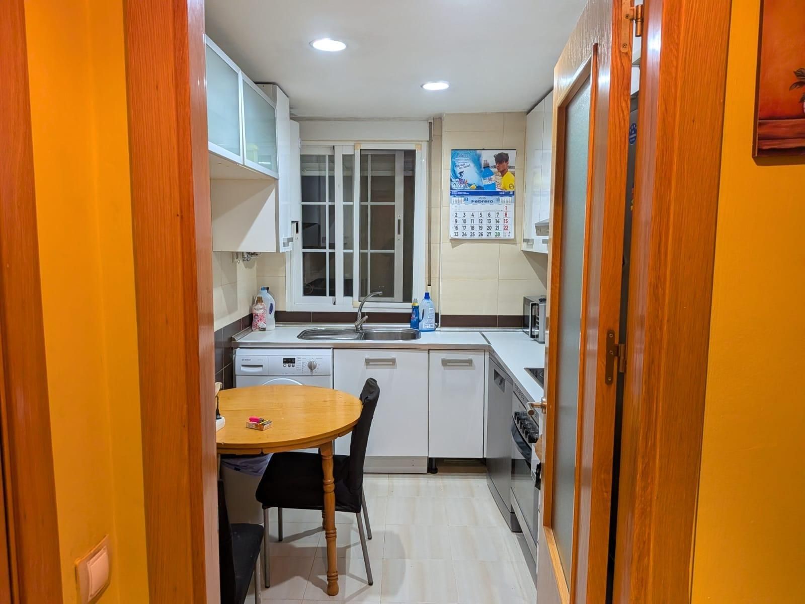 Kitchen of Flat for sale in Pantoja  with Air Conditioner and Storage room
