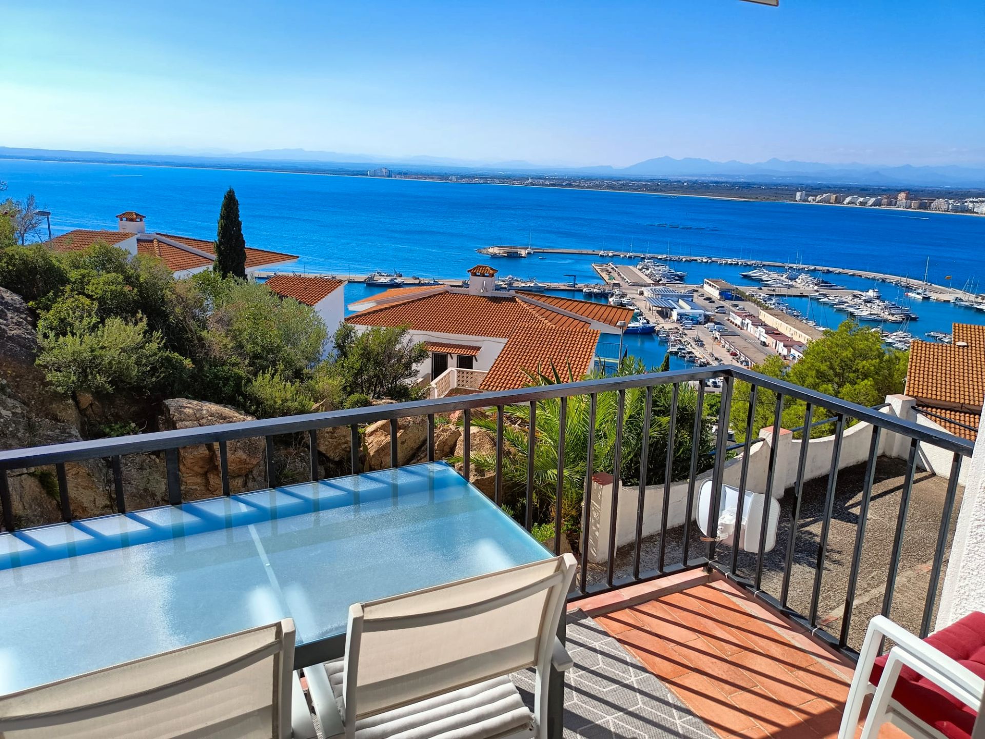 Terrace of Flat for sale in Roses  with Air Conditioner, Heating and Terrace