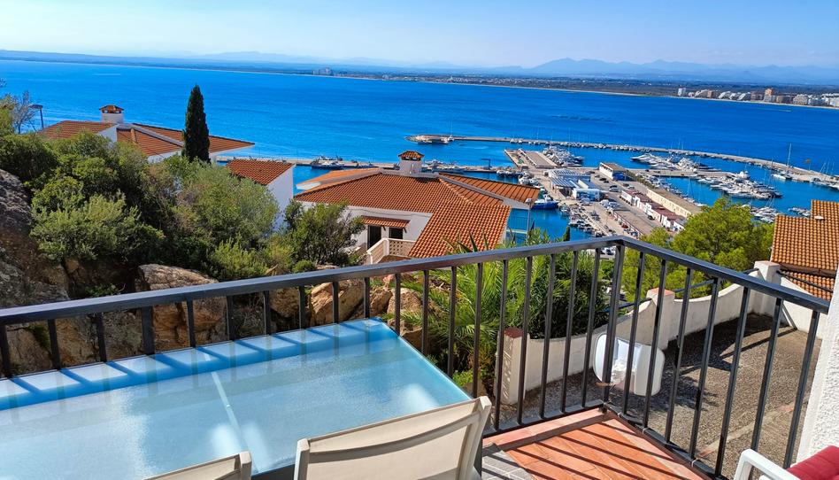 Foto 1 de Piso en venta en Carrer Cant Dels Ocells, 2, Almadrava - Canyelles - Puig-Rom, Girona