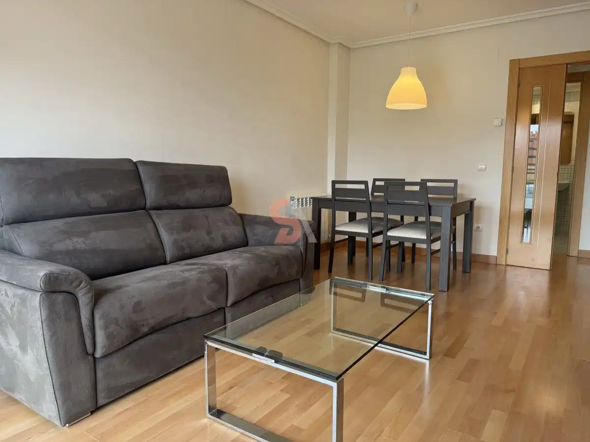 Wohnung zur Miete in JUAN DE LA CIERVA, Aranzana