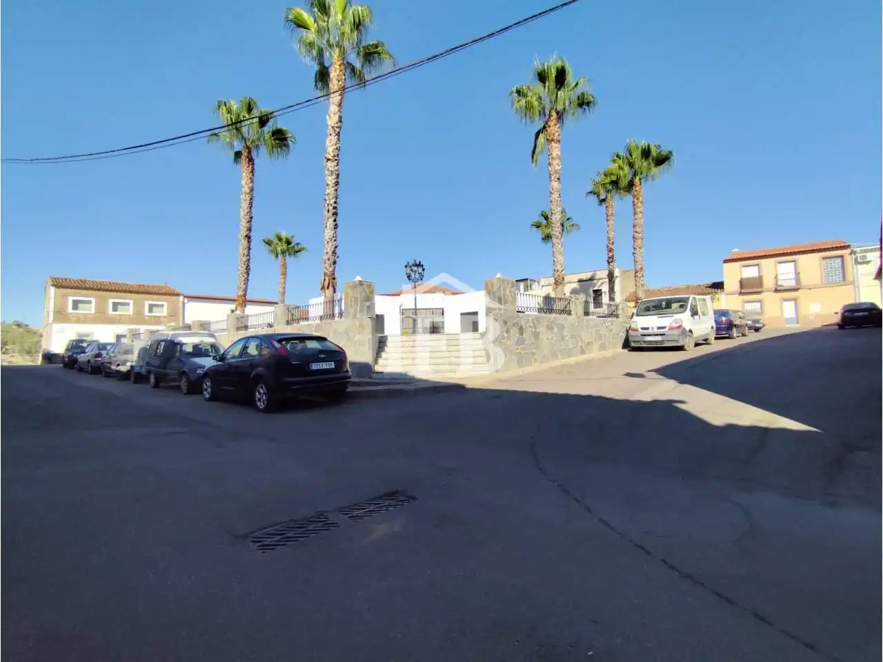 Aparcament de Casa o xalet en venda en Higuera de Vargas amb Terrassa