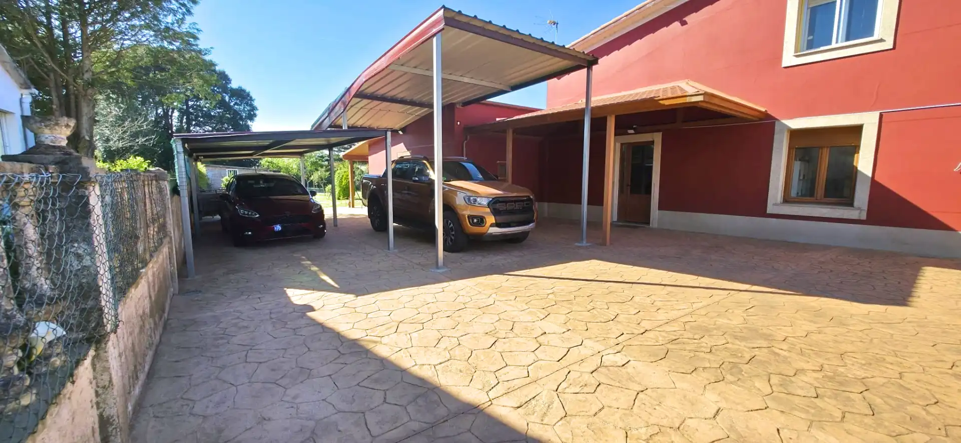Einfamilien-Reihenhaus zum Verkauf in Aldea Santa María, Neda