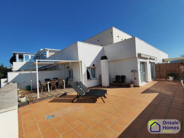 Ático en Alquiler en Calle Calle José Gómez Díaz en Rodeo Alto - Guadaiza - La Campana