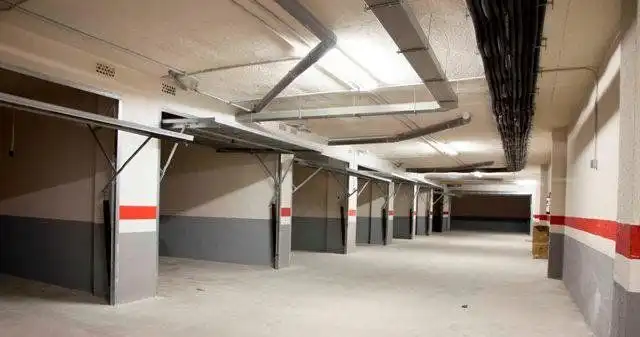 Parking de Piso en venta en Tavernes de la Valldigna con Alarma