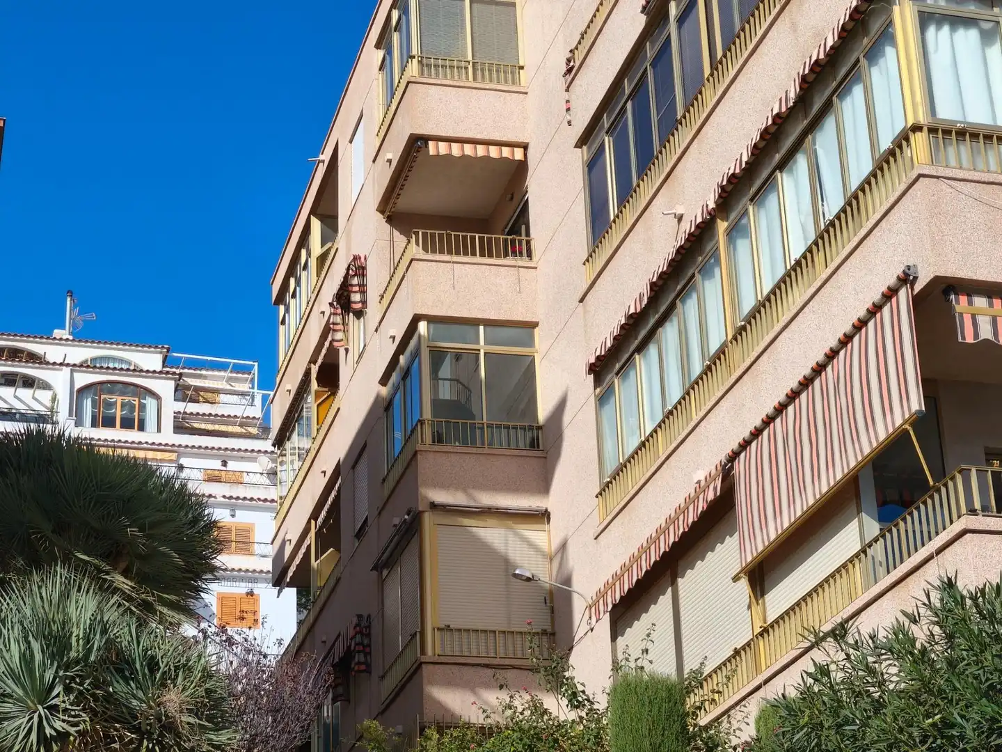 Vista exterior de Apartamento en venta en Santa Pola con Aire acondicionado