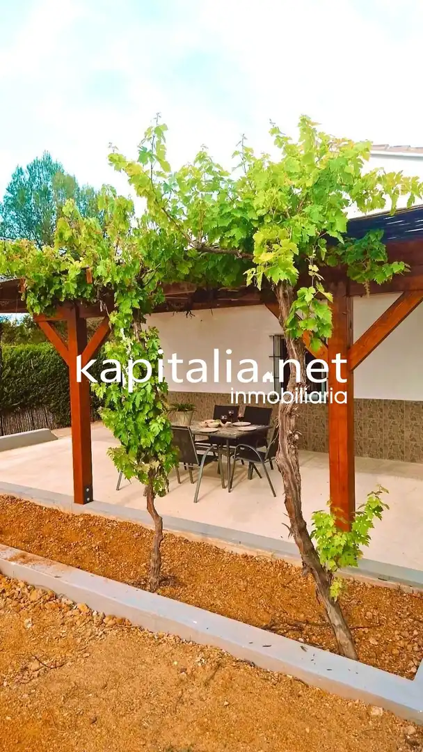 Terrassa de Casa o xalet en venda en Albaida amb Aire condicionat, Traster i Piscina