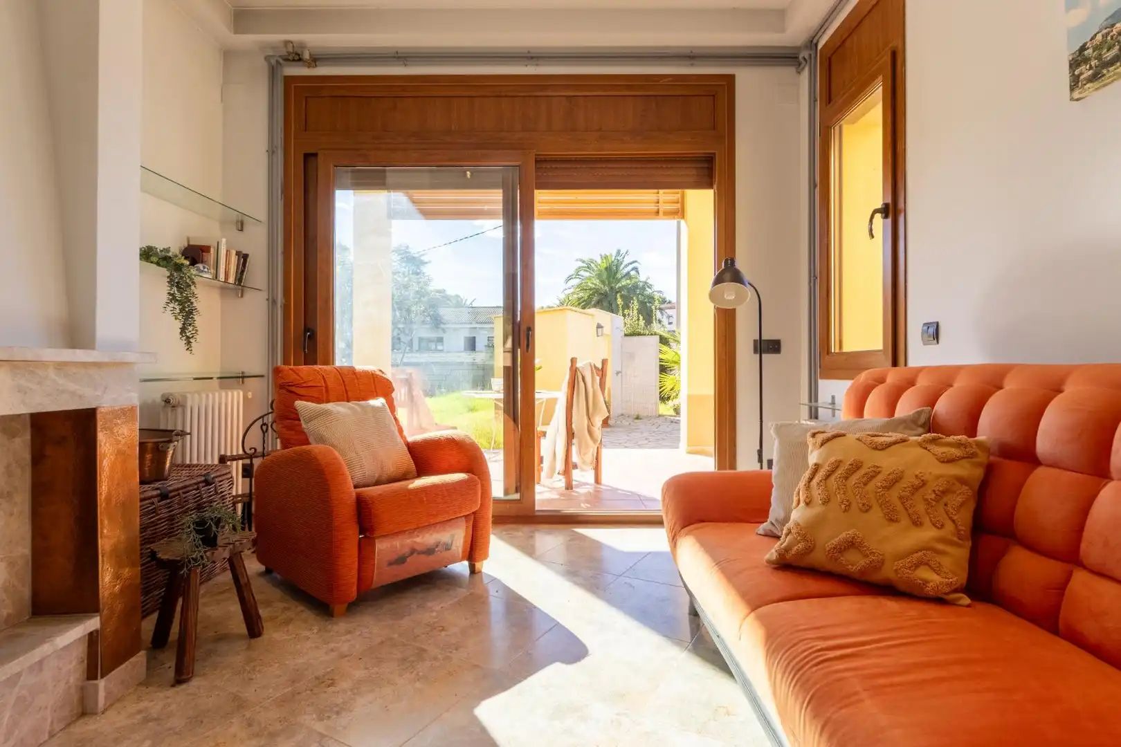 Sala d'estar de Casa o xalet en venda en Mont-roig del Camp amb Calefacció, Jardí privat i Terrassa