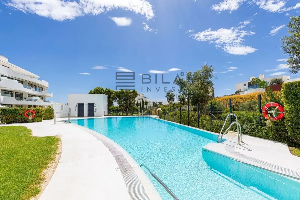 Swimming pool of Attic for sale in Fuengirola  with Air Conditioner, Terrace and Storage room