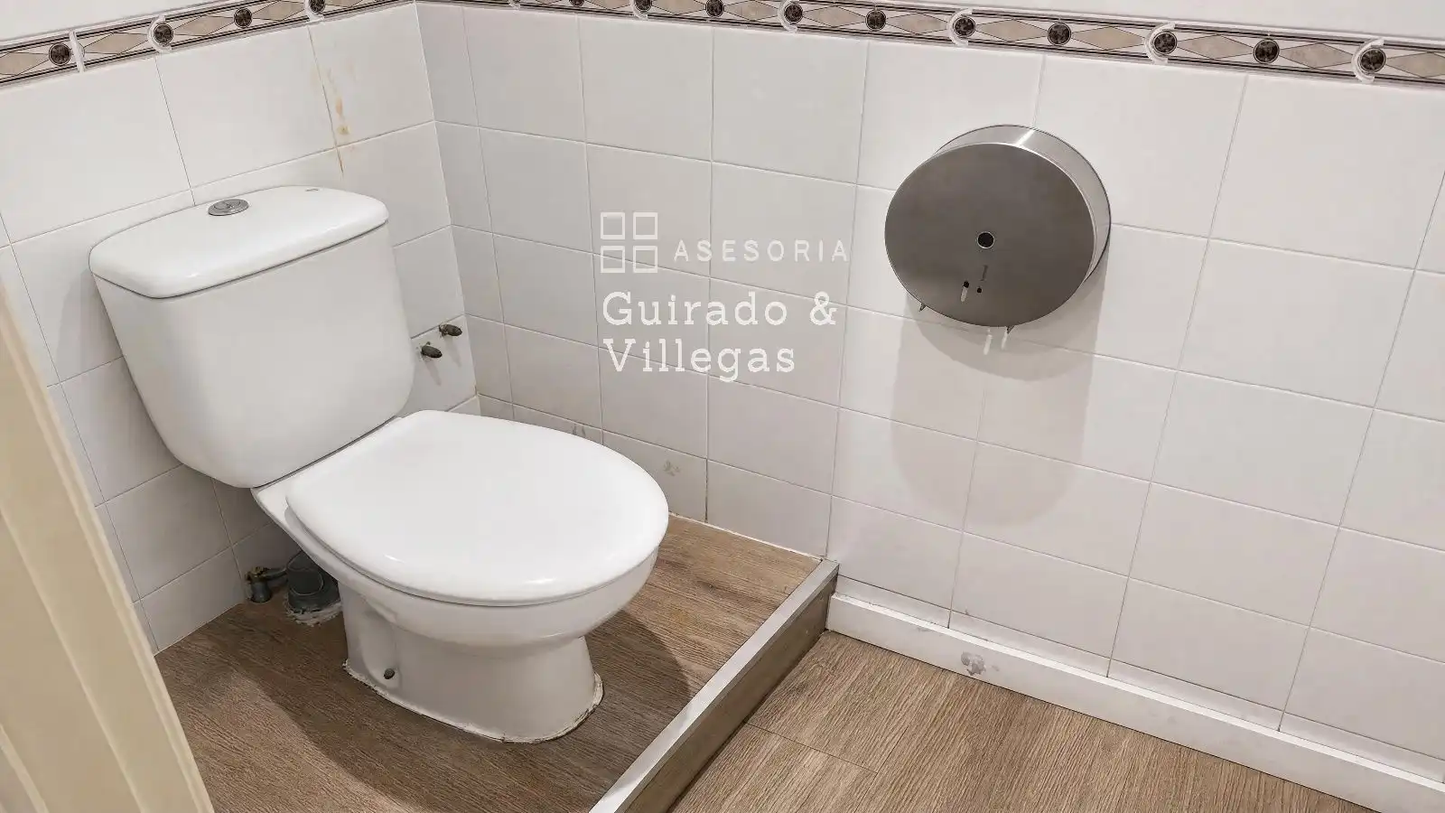Business premises for transfer in Calle Sant Cristòfol, imagen 27