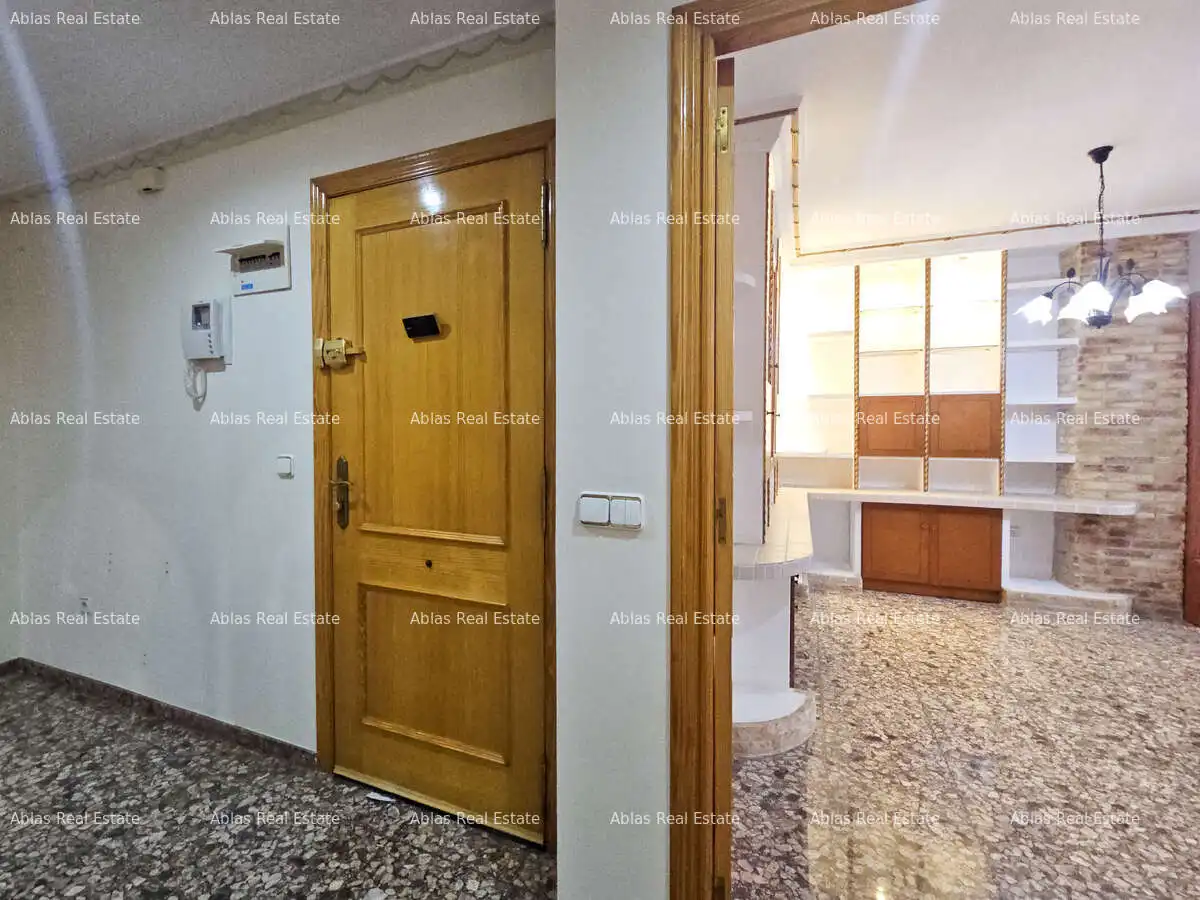 Piso con terraza en venta en Centro Ciudad, imagen 4