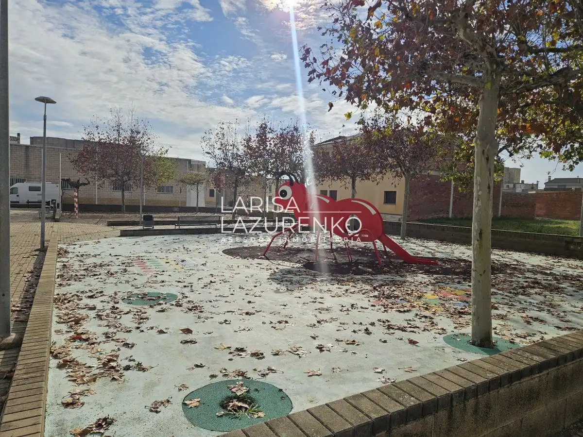 Vista exterior de Dúplex en venta en L'Aldea con Terraza y Balcón